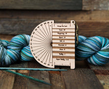 Load image into Gallery viewer, Raven WPI Ruler &amp; Twist Angle Yarn Gauge
