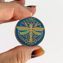 Load image into Gallery viewer, Dragonfly Needle Minder
